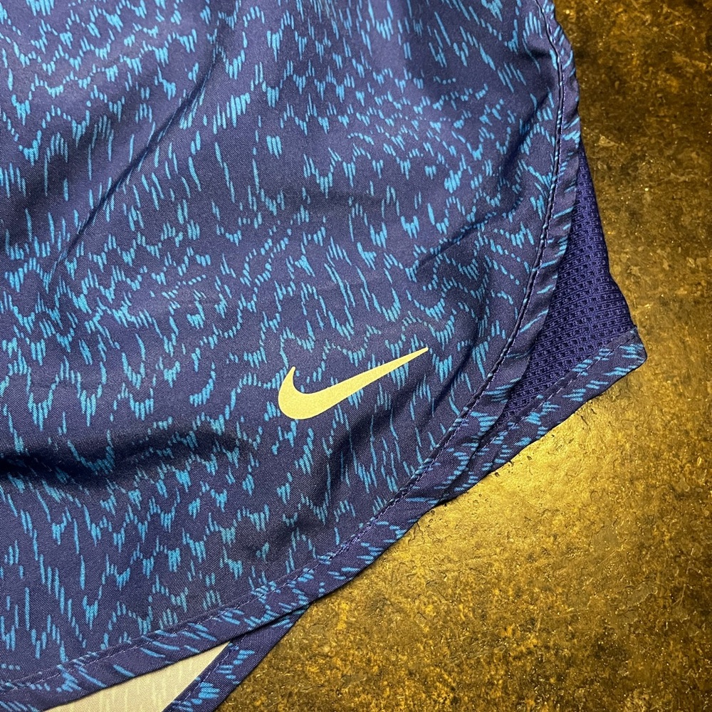 Nike Blue/Lt. Blue Running Shorts, XL - Picture 4 of 9